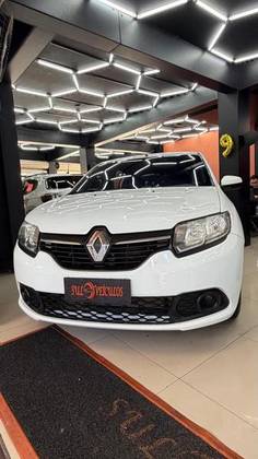 RENAULT SANDERO 1.0 AUTHENTIQUE 16V FLEX 4P MANUAL